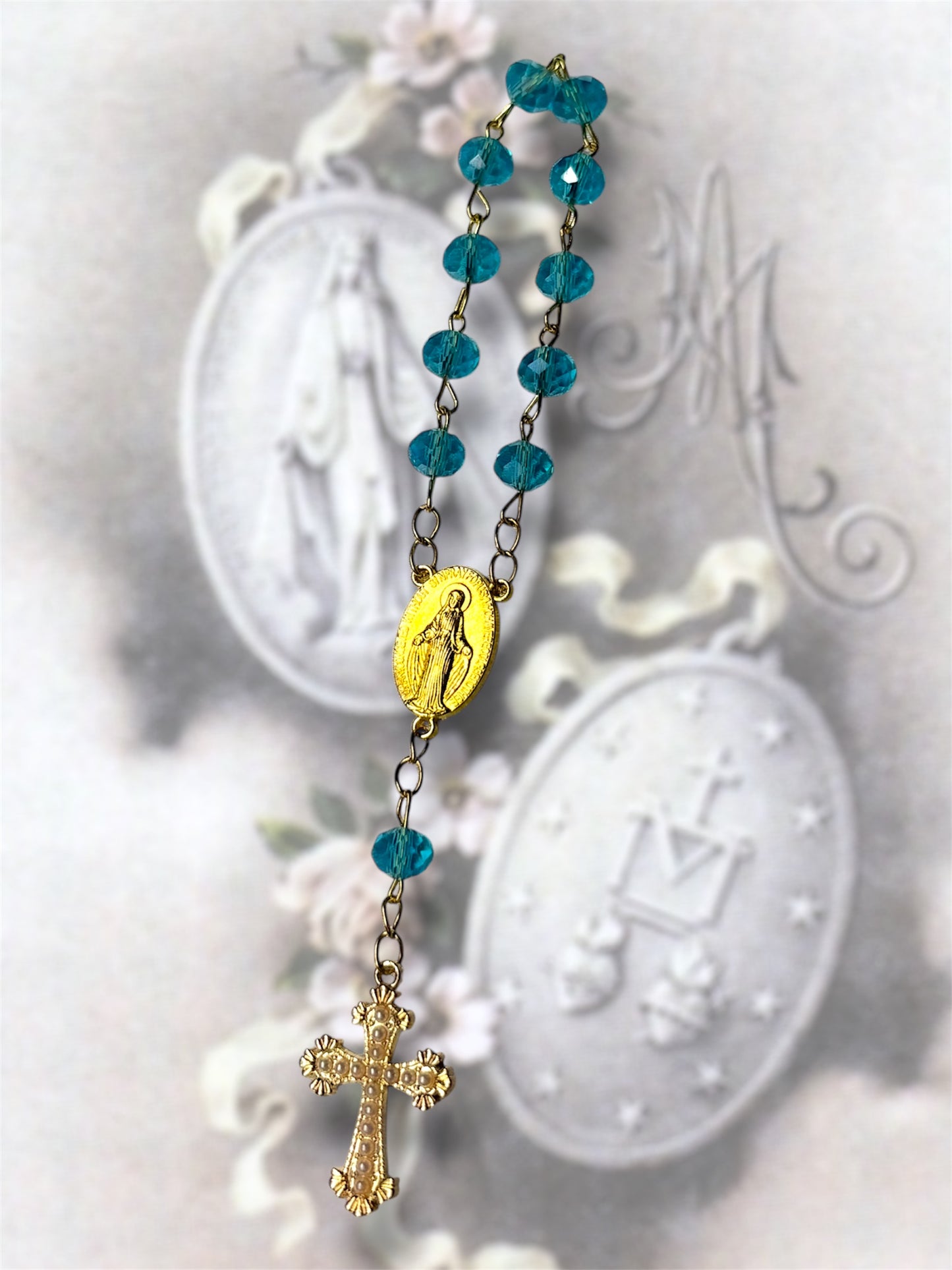 Dizainier bleu (Vierge Marie)