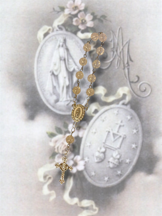 Dizainier blanc (Vierge Marie)