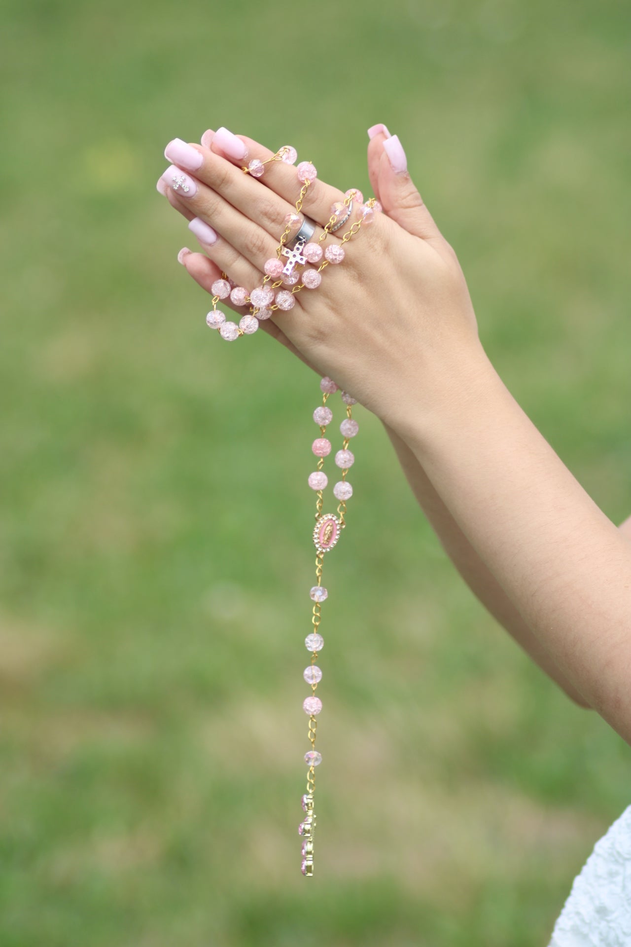 Chapelet rose pale et dorée