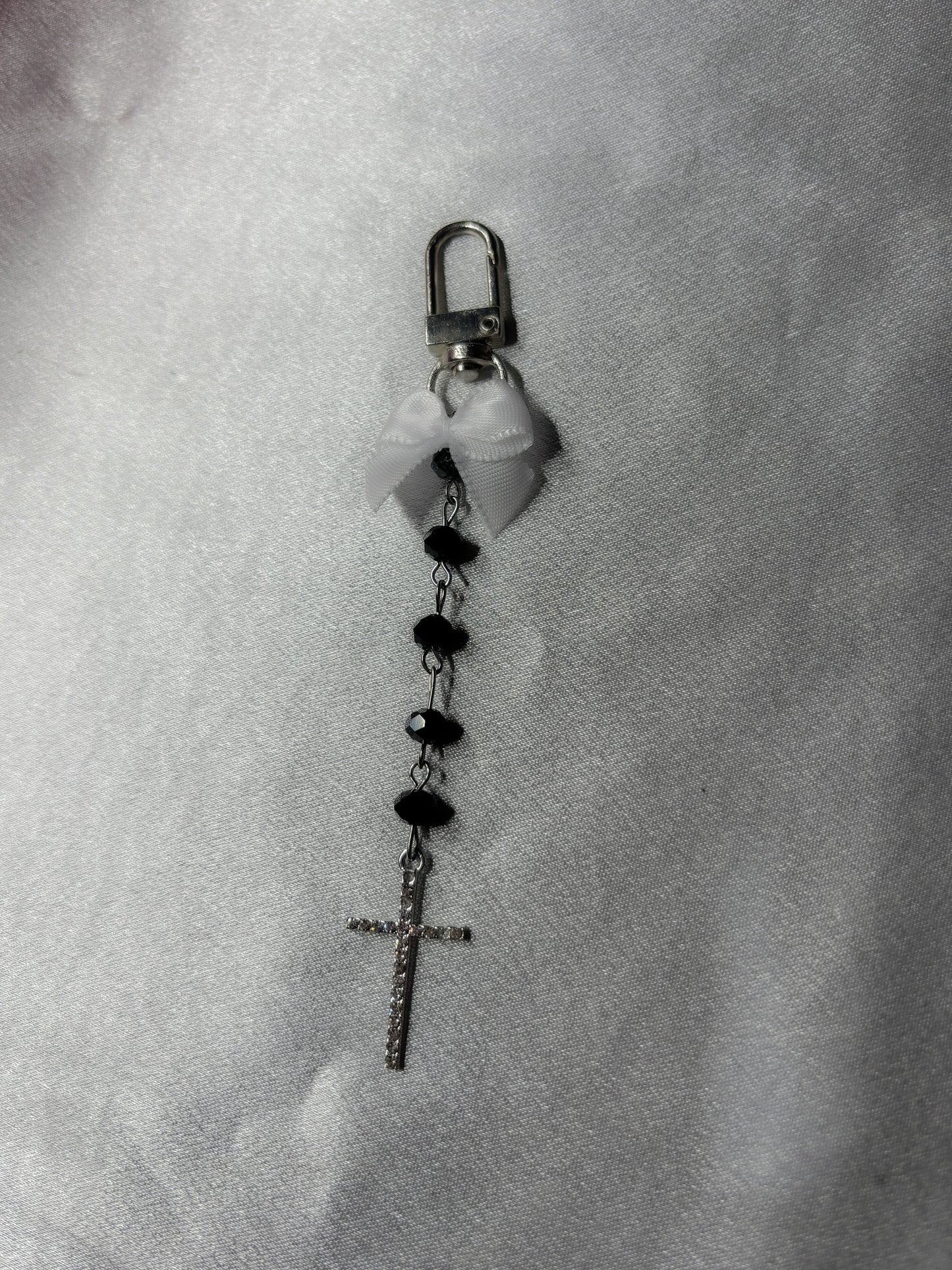 Porte clé noir avec noeud